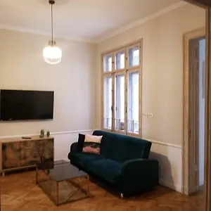 Ferienhaus Lascar Catargiu